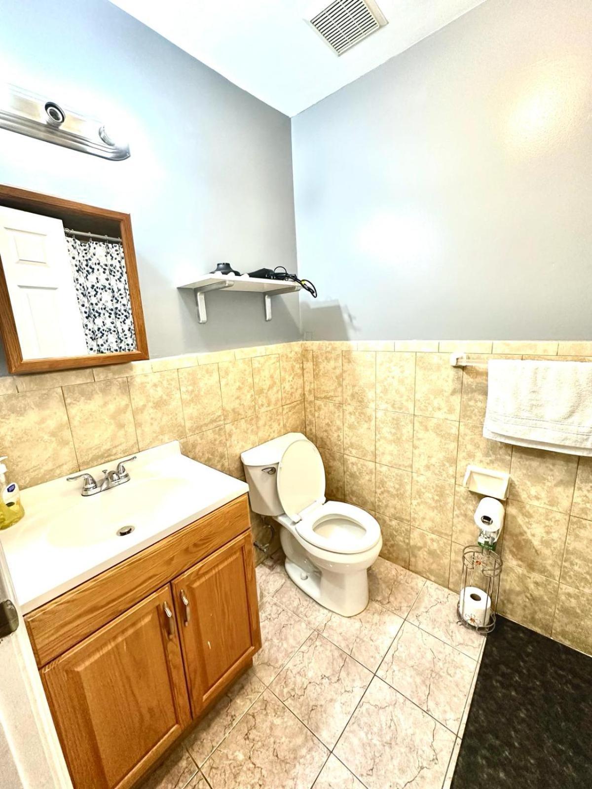Divine Villa And Resorts 67 Sherman 5Mins To Ewr Airport And 4Mins To Penn Station Newark, 20Mins To New York מראה חיצוני תמונה